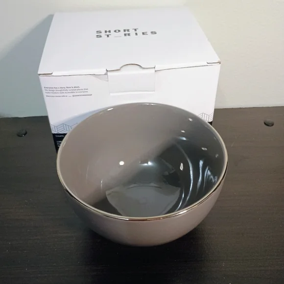 Gray and White Bowl Set - Picture 2 of 6